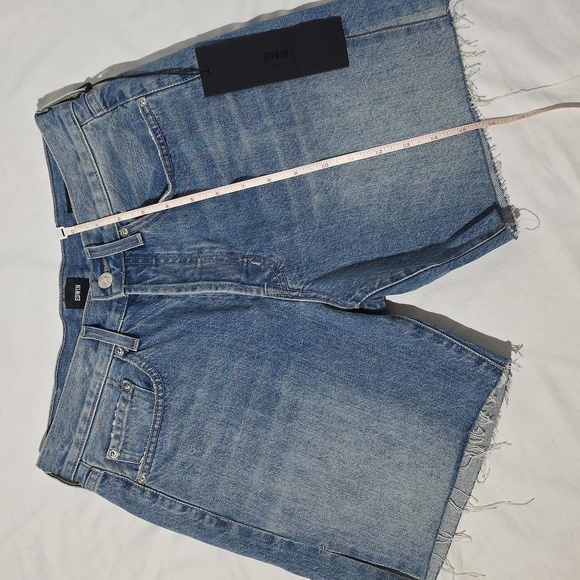 New! Anthropologie Edwin Cai 7" Inseam Distressed Blue Denim Shorts Grunge - Picture 7 of 16